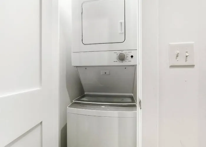 Apartamento With Laundry, Near Shops! - Montrose Rep Chicago
